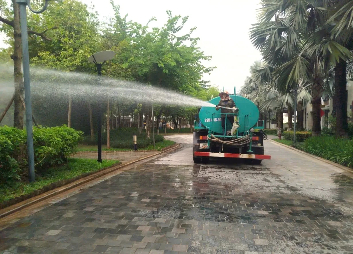 NHỮNG NGƯỜI GIỮ MÀU XANH CHO KHU ĐÔ THỊ 🌿